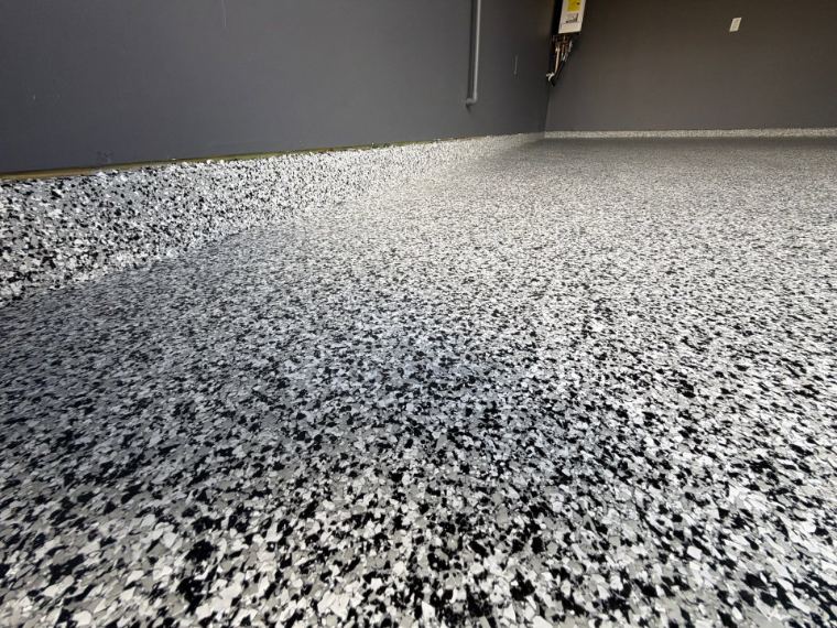 Domino chip floor, Katy install